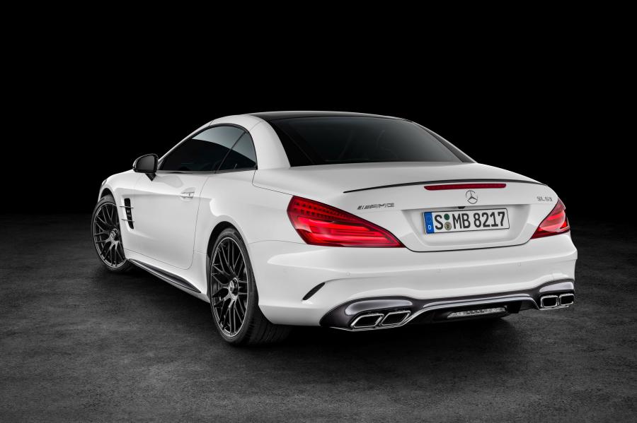  Mercedes-AMG SL63 2015 года  (фото 2 из 29)